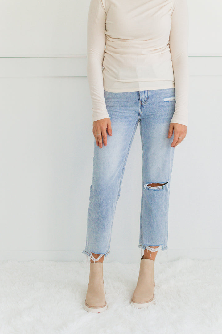 Closed Cropped outlet Wide Leg Mina Jean Size 28.